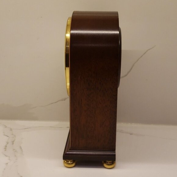 COMITTI of London Wooden Mantel Clock Brass feet 8"h x 6"w - Picture 10 of 11